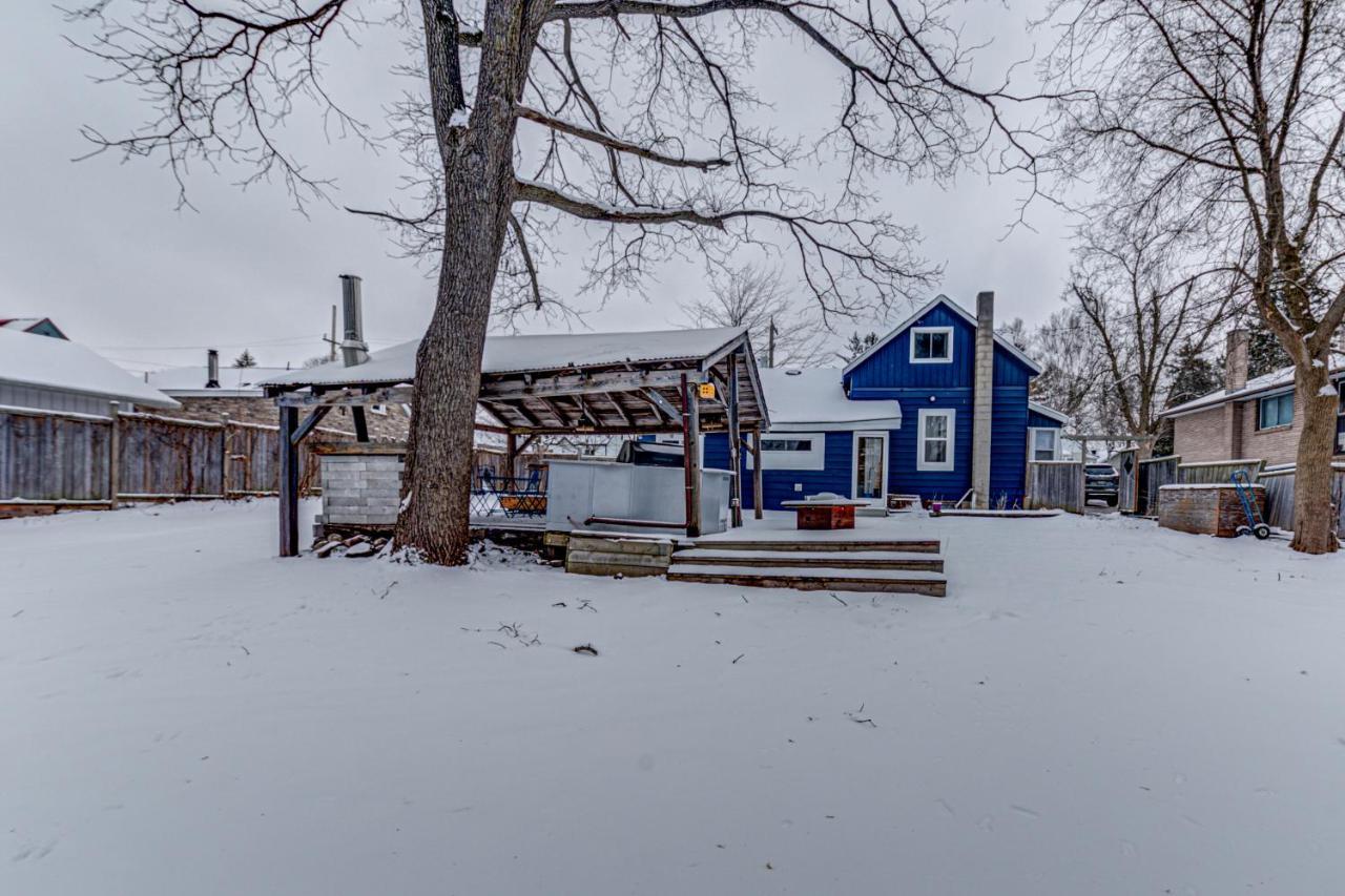 Healven Villa Barrie Exterior photo